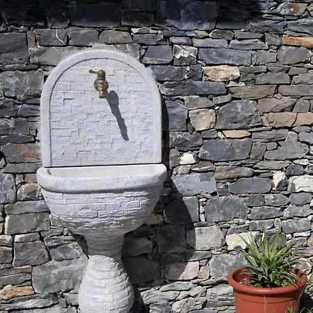 לינה וארוחת בוקר Un Posto Al Sole Molino Nuovo (Genoa)