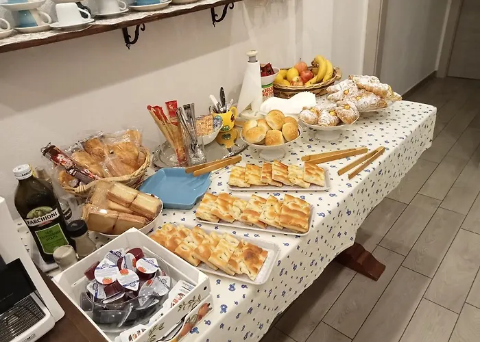 فندق مبيت وإفطار Un Posto Al Sole Molino Nuovo (Genoa)