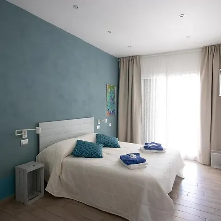 Bed & Breakfast Un Posto Al Sole Molino Nuovo (Genoa)