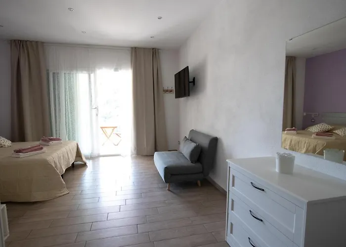 Un Posto Al Sole 4* Molino Nuovo (Genoa)